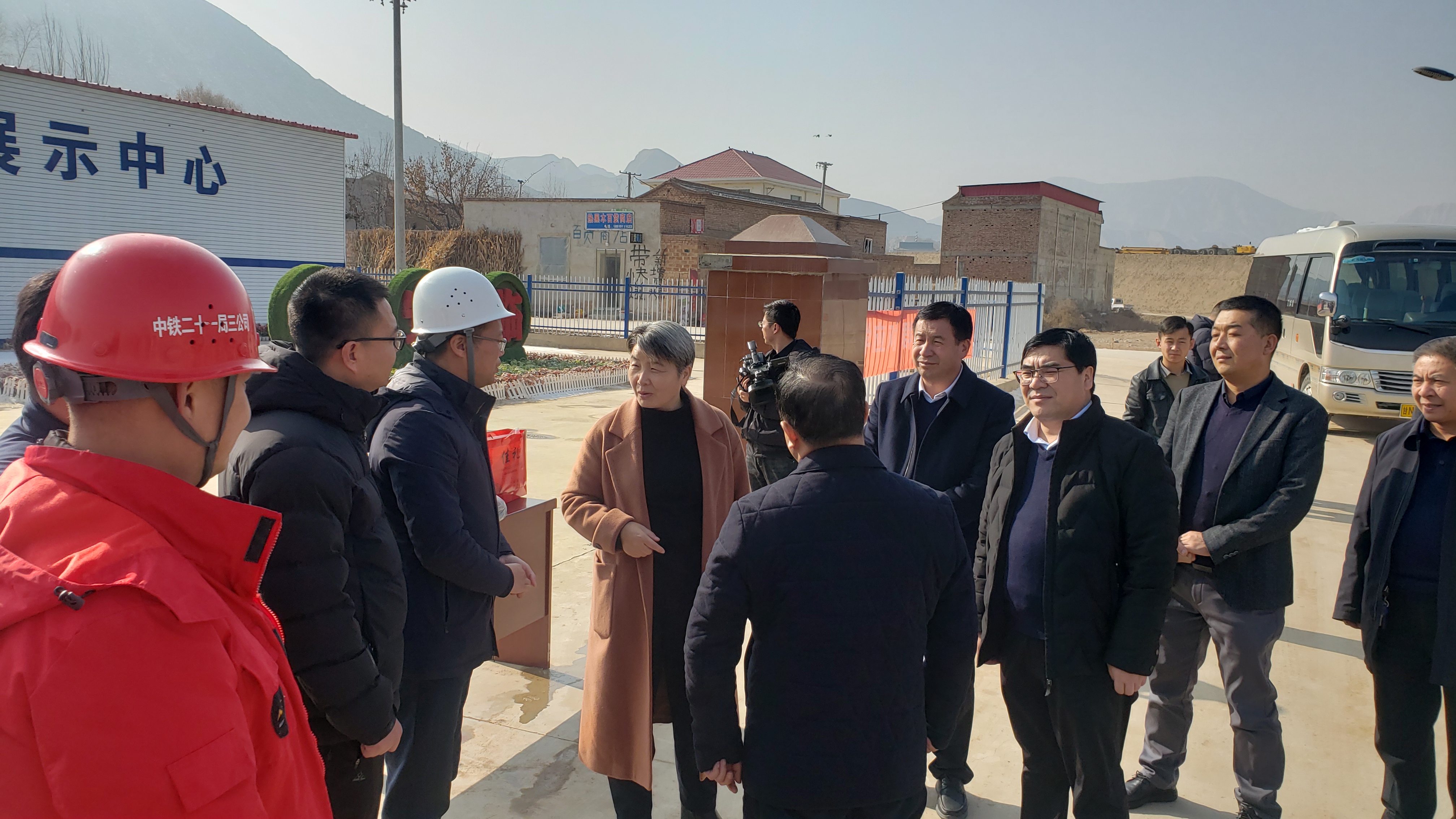 馬書記維穩(wěn)安臨項目照片.jpg 馬書記維穩(wěn)安臨項目照片.jpg