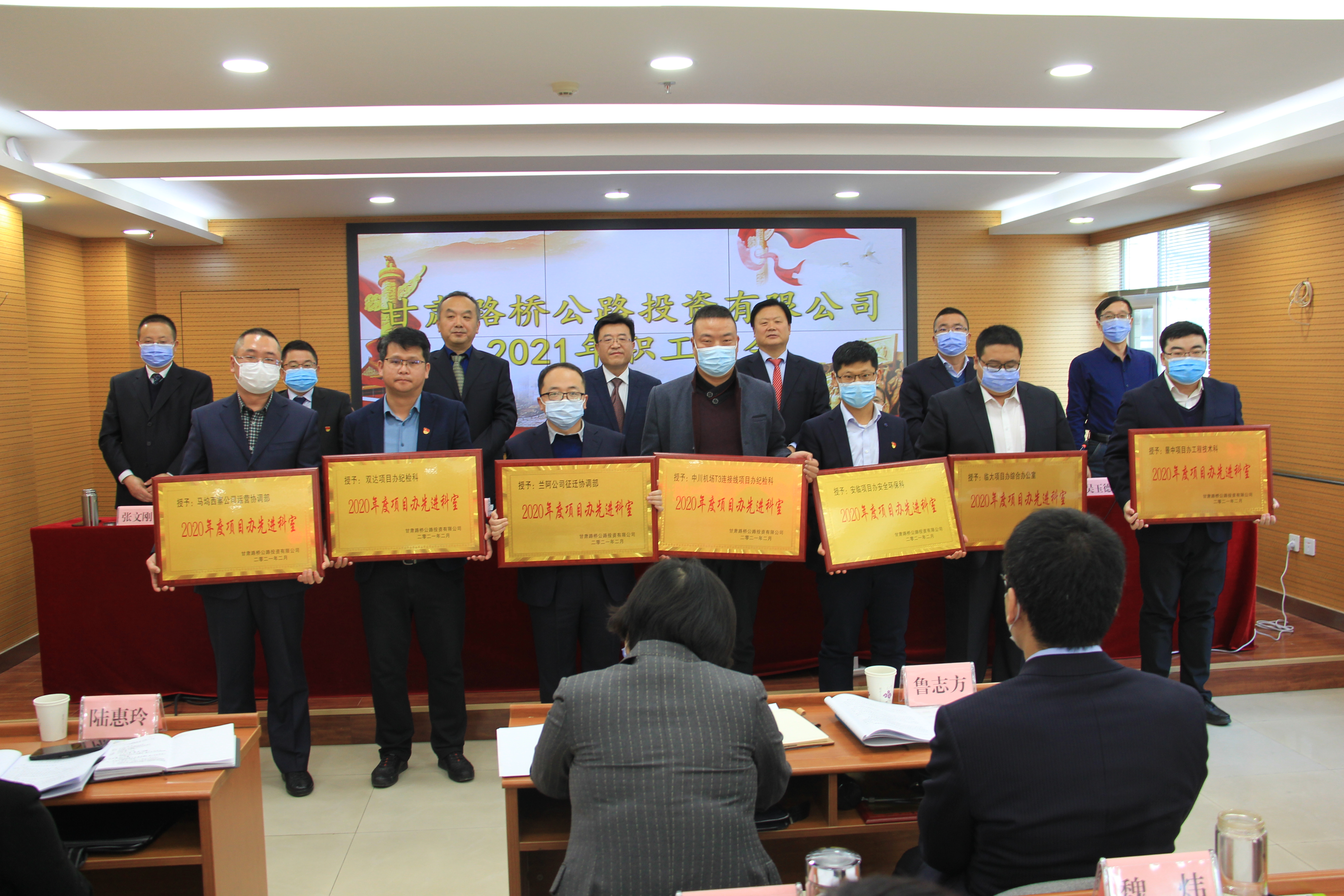 1-21020314532NB.jpg 1-21020314532NB.jpg