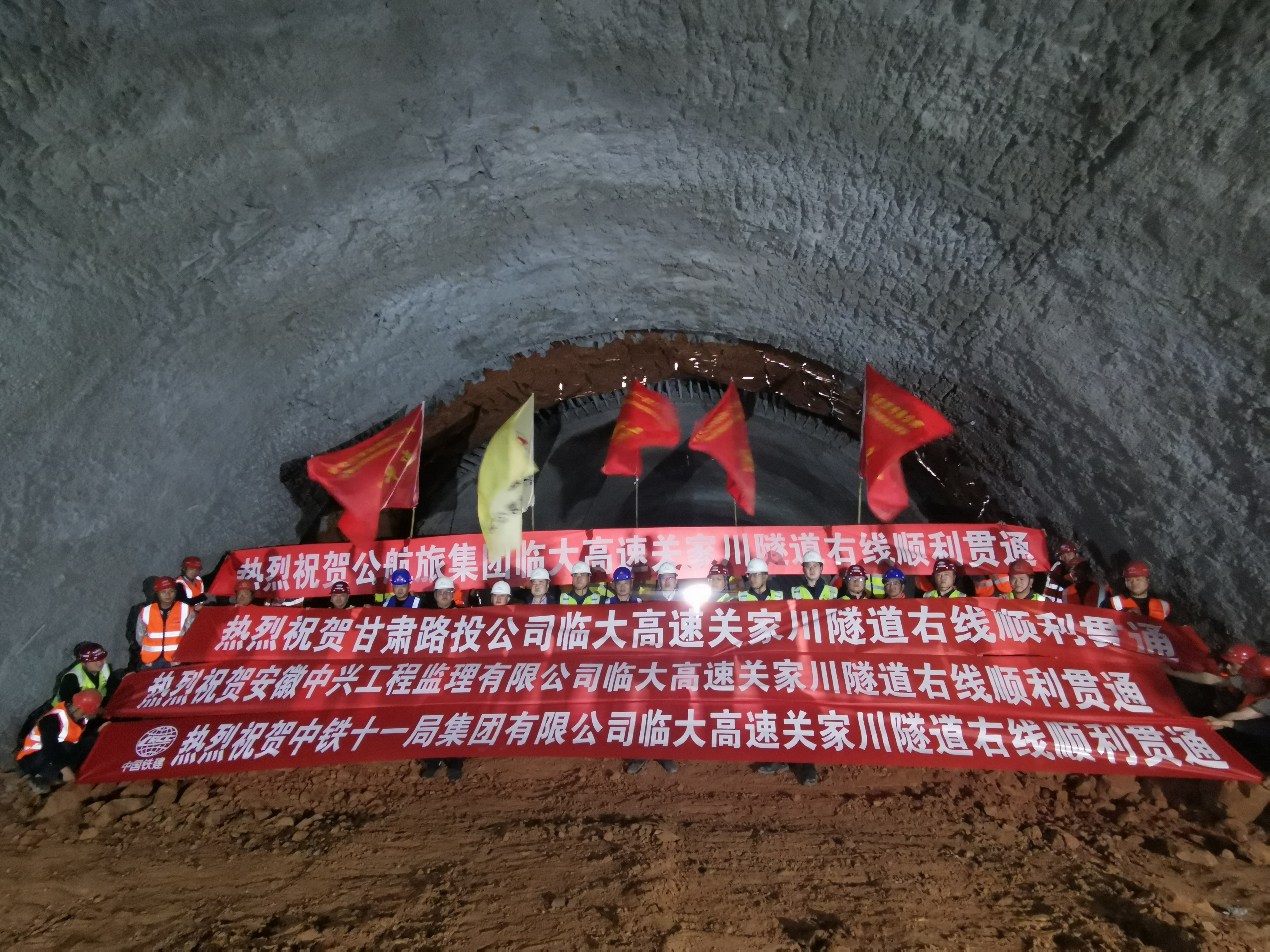 60435A1B474E79B7615019B3BDBBA87F.jpg 60435A1B474E79B7615019B3BDBBA87F.jpg