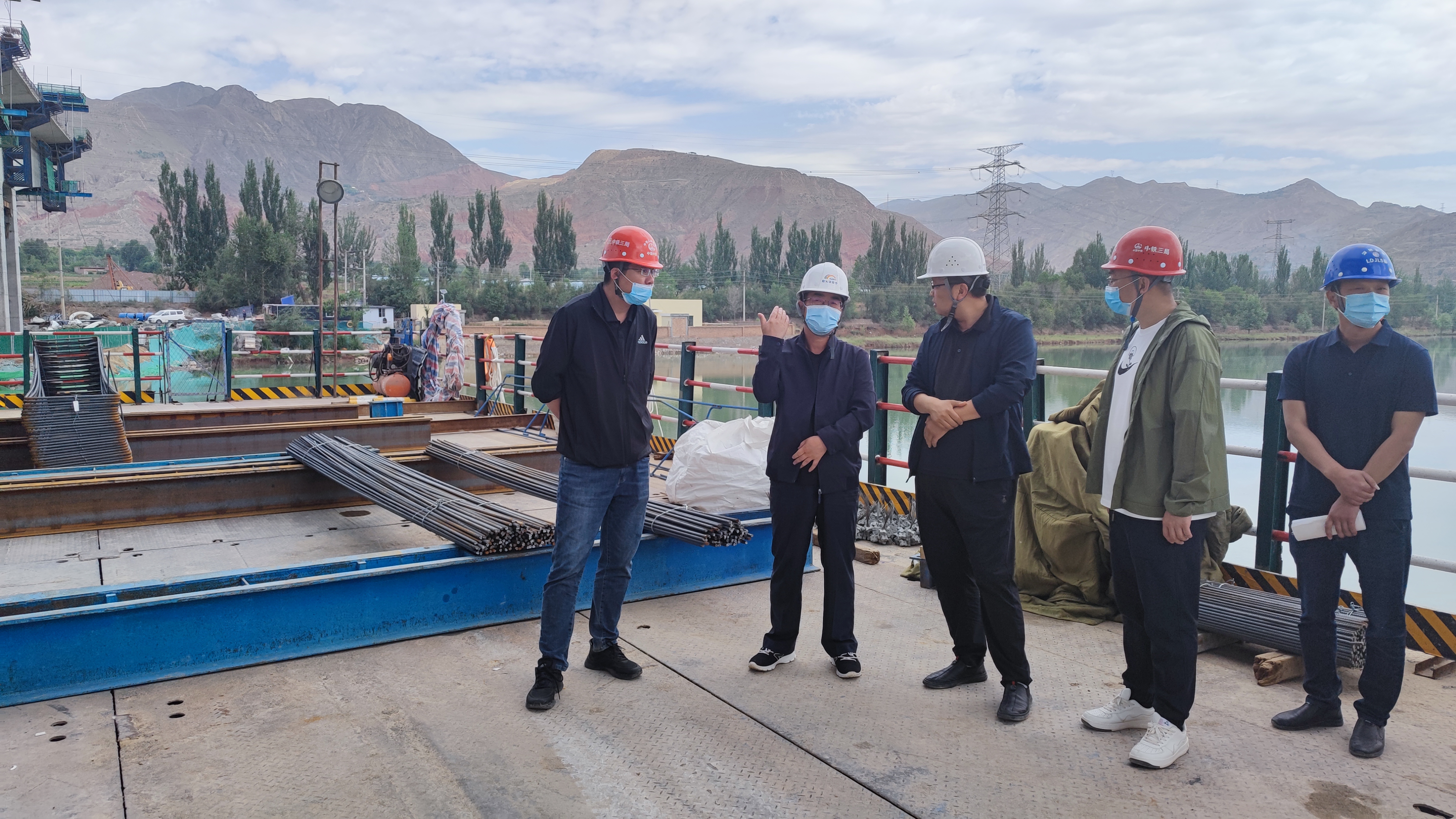 擬選2(1).jpg 擬選2(1).jpg